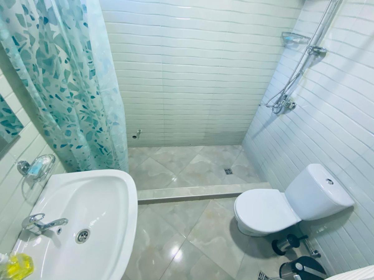 Guesthouse Alpenrose Местия Екстериор снимка